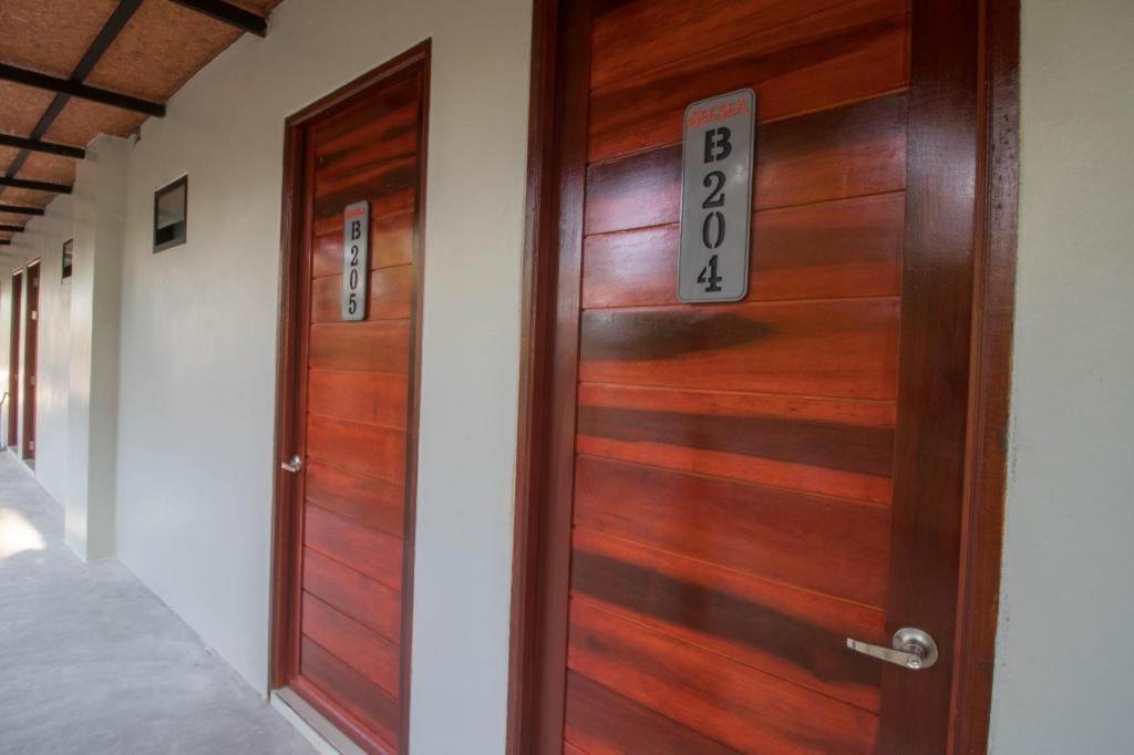 Seesea Resort Satun Extérieur photo